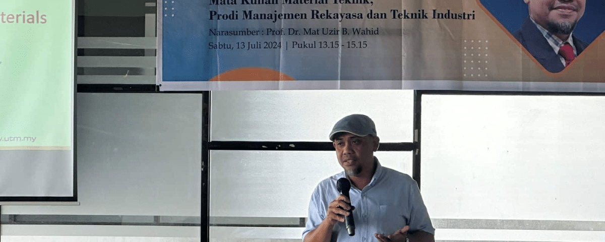 Fakultas Teknologi Industri ITEBA Jalin Kerjasama International “Team Teaching” dengan UTM Malaysia