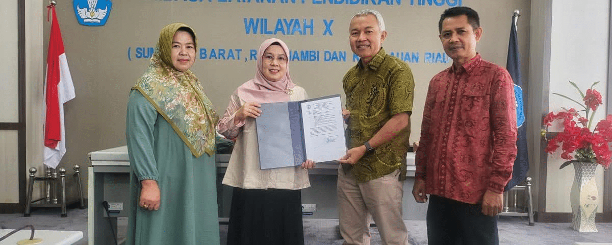 ITEBA Resmi Buka Program Studi Bisnis Digital, Rektor Terima SK dari Kementerian Pendidikan