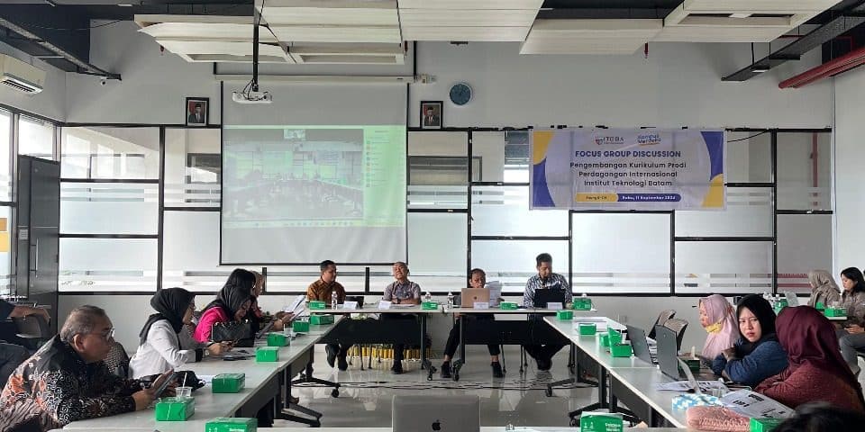 FGD Visi, Misi, dan Kurikulum Program Studi Perdagangan Internasional ITEBA: Kolaborasi Akademik dan Industri Menuju Penguatan Pendidikan yang Relevan